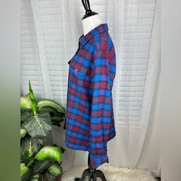 Patagonia Organic Cotton Red Blue Fjord Flannel Button Down Shirt Size 12 - Picture 6 of 8